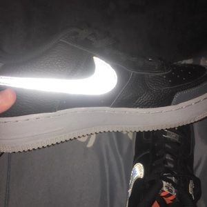 Nike
Air Force 1 07' LV8 2